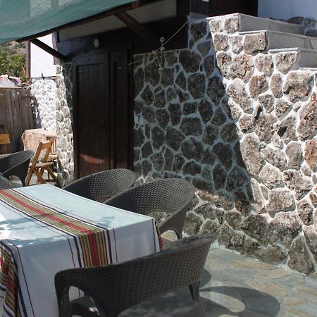 Eco Village Under The Cliffs Ilindentsi Luaran gambar